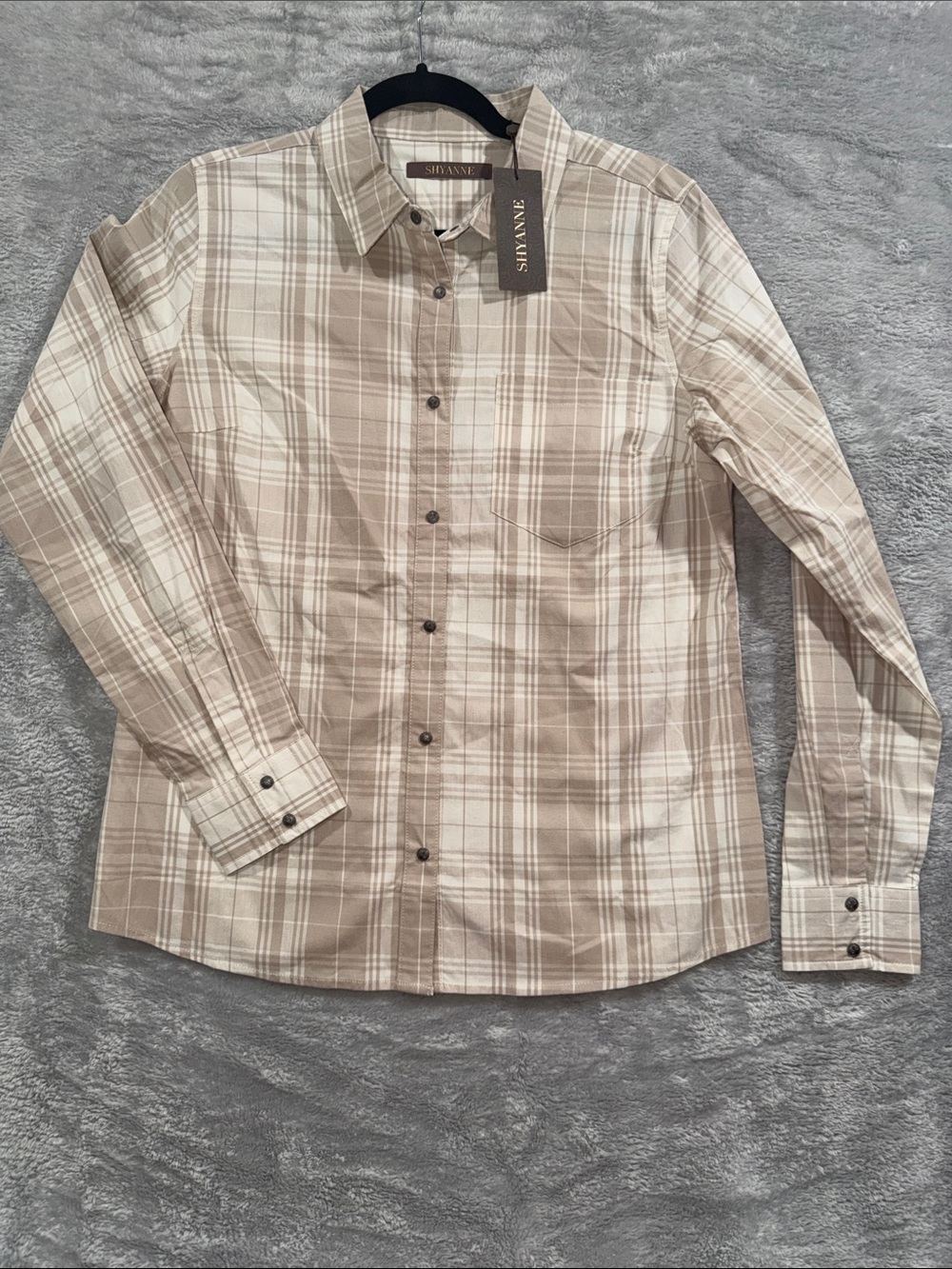 Shyanne NWT Tan Beige Plaid Western Snap Button Down Long Sleeve Shirt Medium